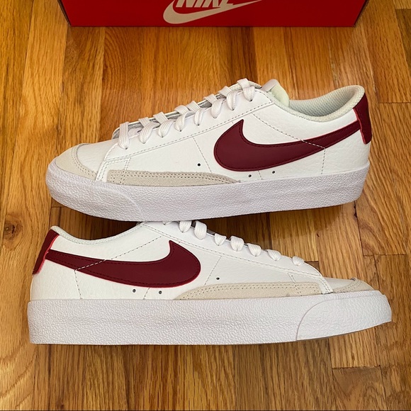 Nike Blazer Low ‘77 Women’s Sneakers - Picture 6 of 7